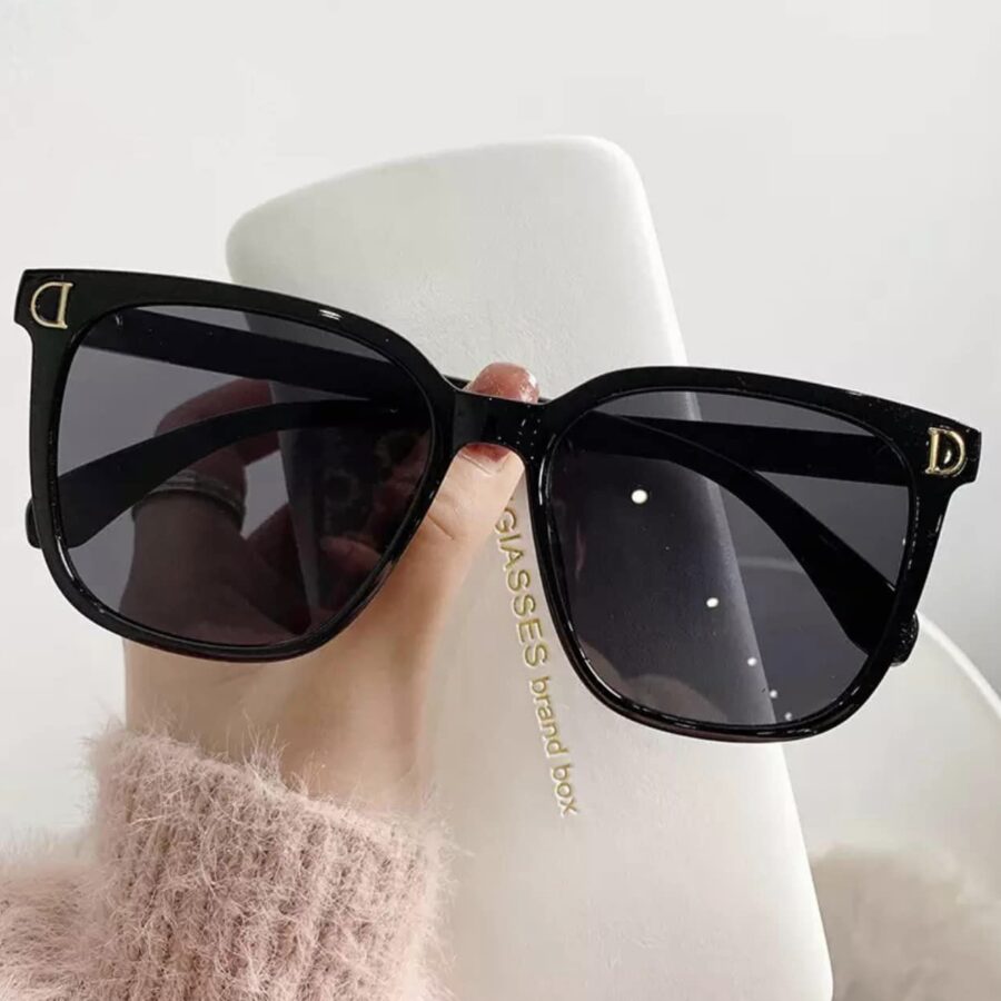 343088954_1846514462387688_241469711772821305_n Gafas de sol cuadrados Vintage Dina