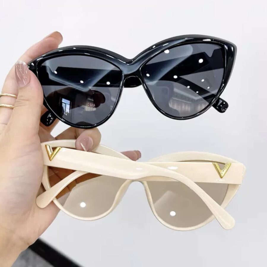 343127111_896867748054639_4657923688221817084_n Lentes De Sol Retro De lujo con forma De V