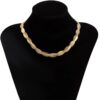 Collar con cadena gruesa