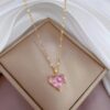Collar de corazón Rosa.
