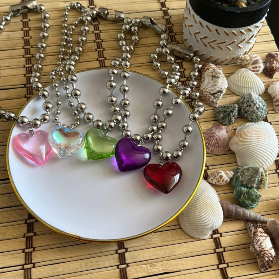 4aad82c4-ff97-4705-809e-271cd807d3f0 Collar corazón de cristal