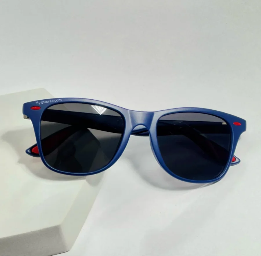 117 (2) Wayfarer Three modelo F.